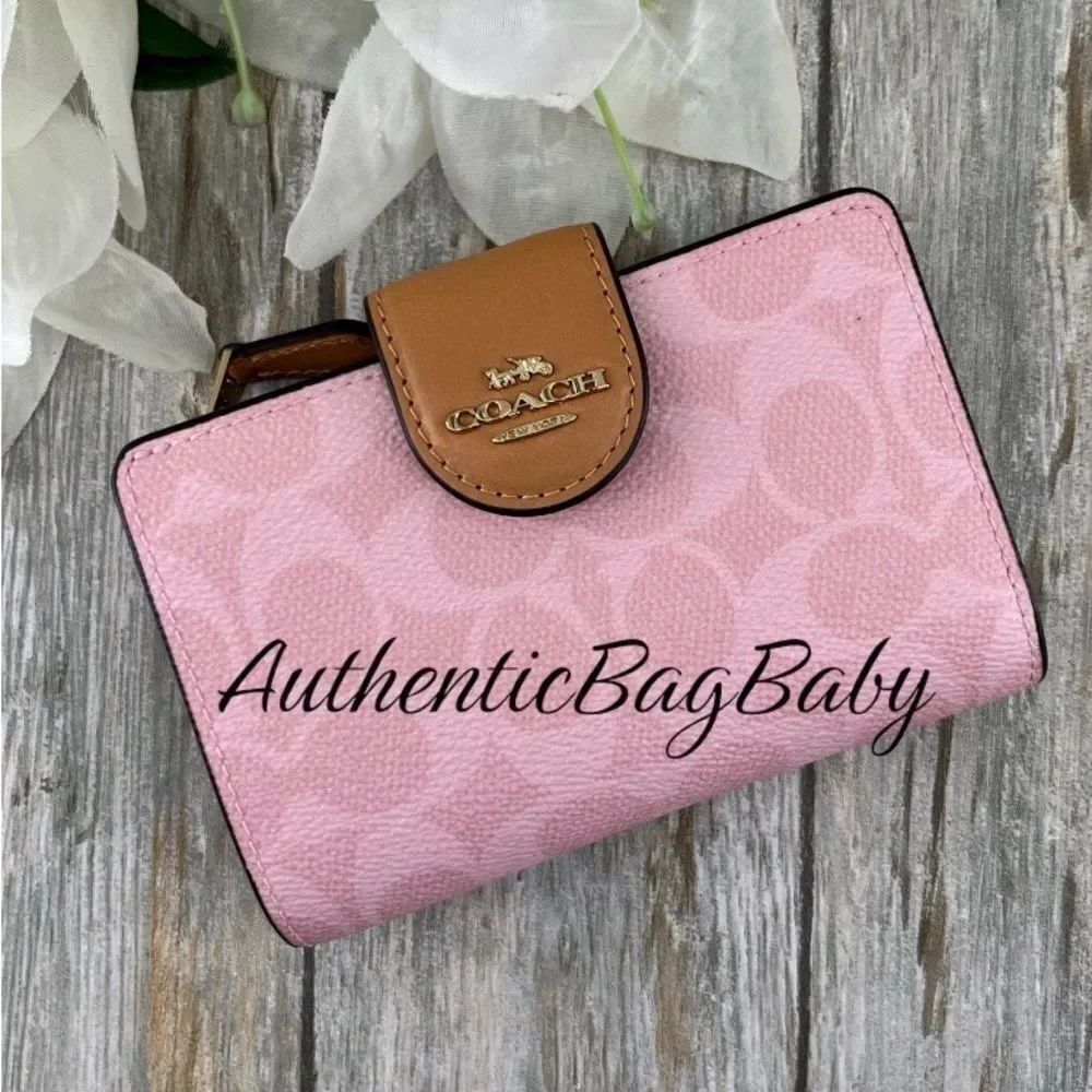 Coach Medium Corner Zip Wallet In Signature Canvas Purse Powder Pink